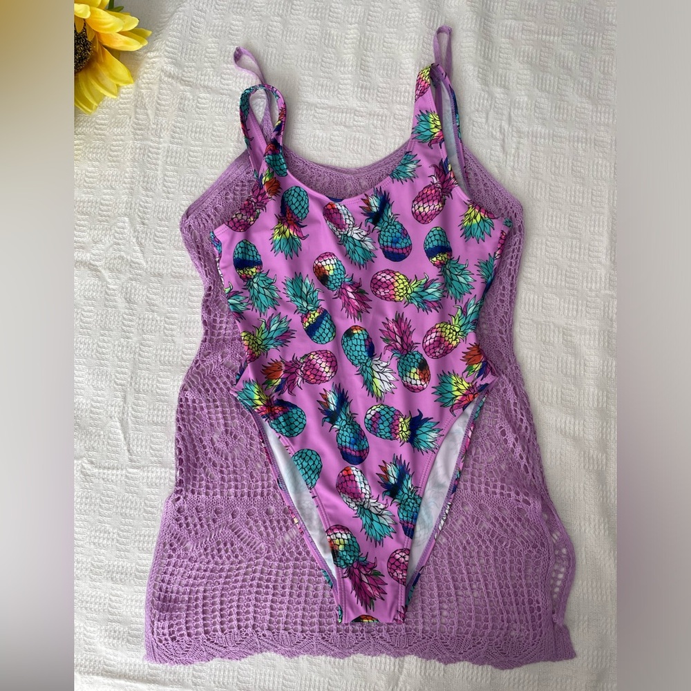 Swimsuit and cover up - Picture 14 of 14